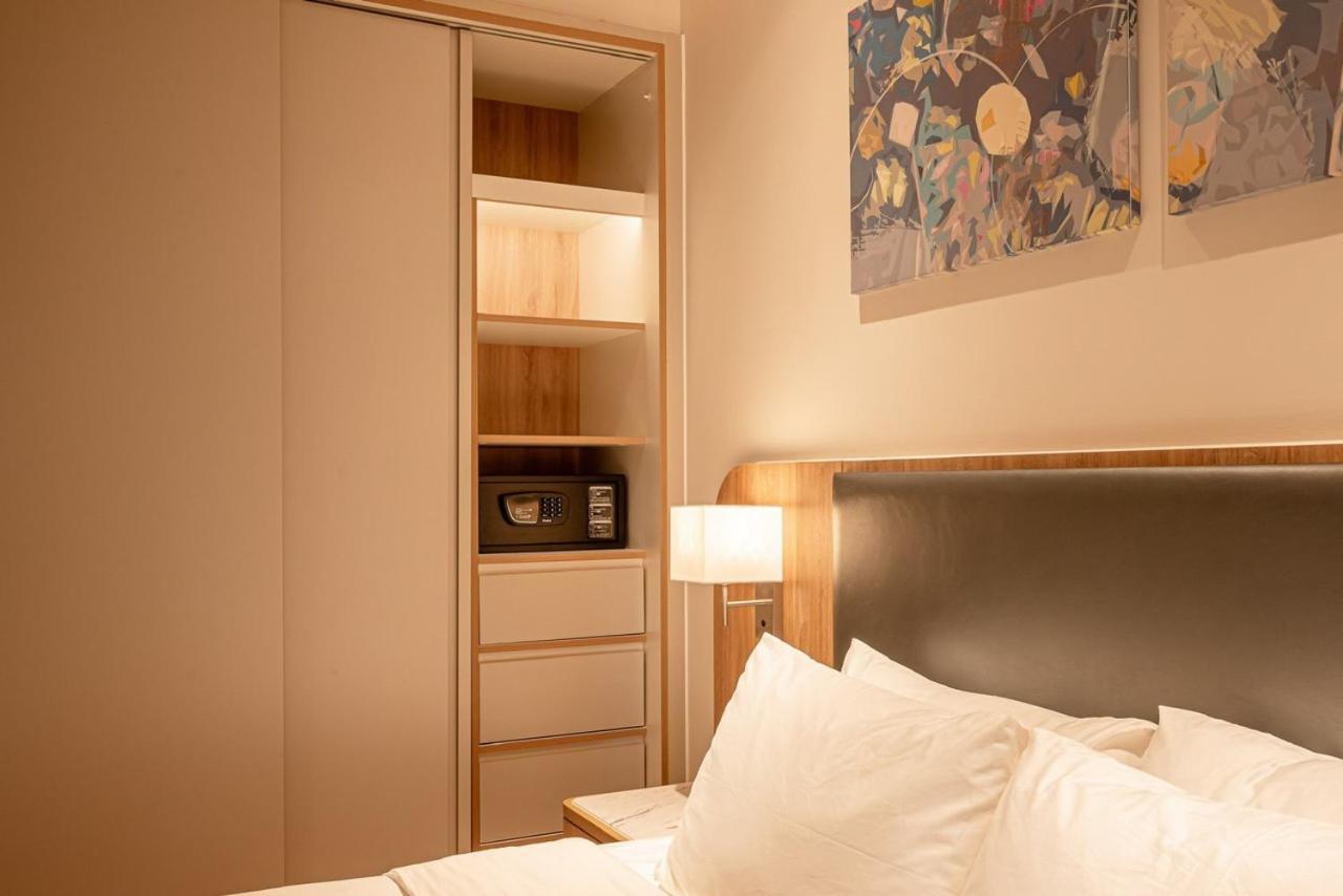 Apartment Luxury 3br 6br D1mension & Zenity In District 1 Freepoolsaunagym Ho Chi Minh City