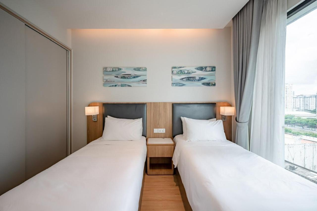 Luxury 3br 6br D1mension & Zenity In District 1 Freepoolsaunagym Apartment